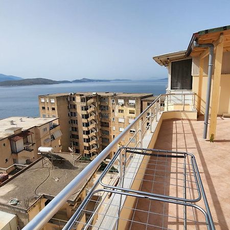 Glen'S Rooftop Sarande Exterior photo