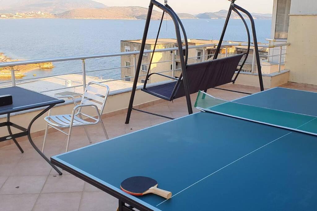 Glen'S Rooftop Sarande Exterior photo